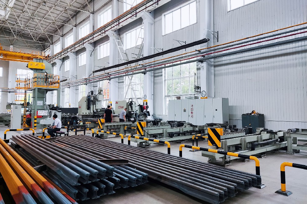 铁路钢轨钻锯铣生产线1