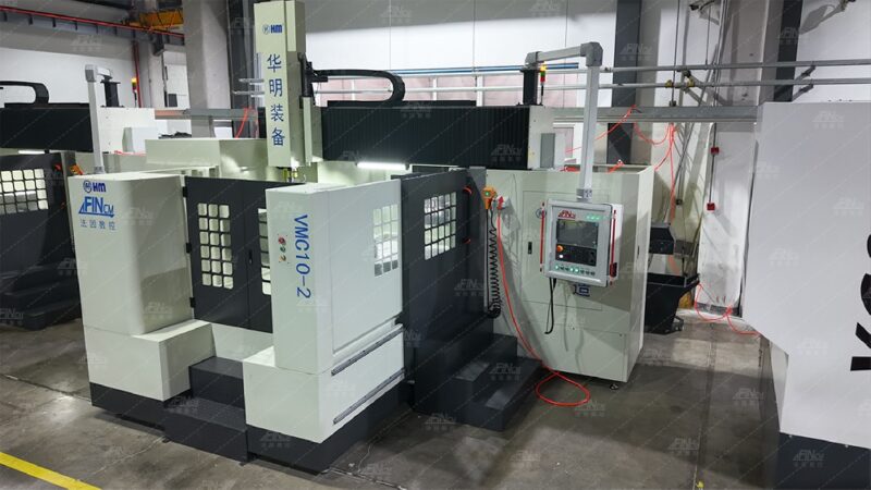 VMC/2 Series Vertical-Horizontal Compound Machining Center